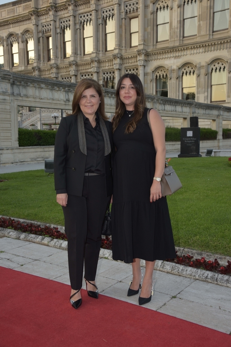 Blue Diamond x Meryem Uzerli Daveti