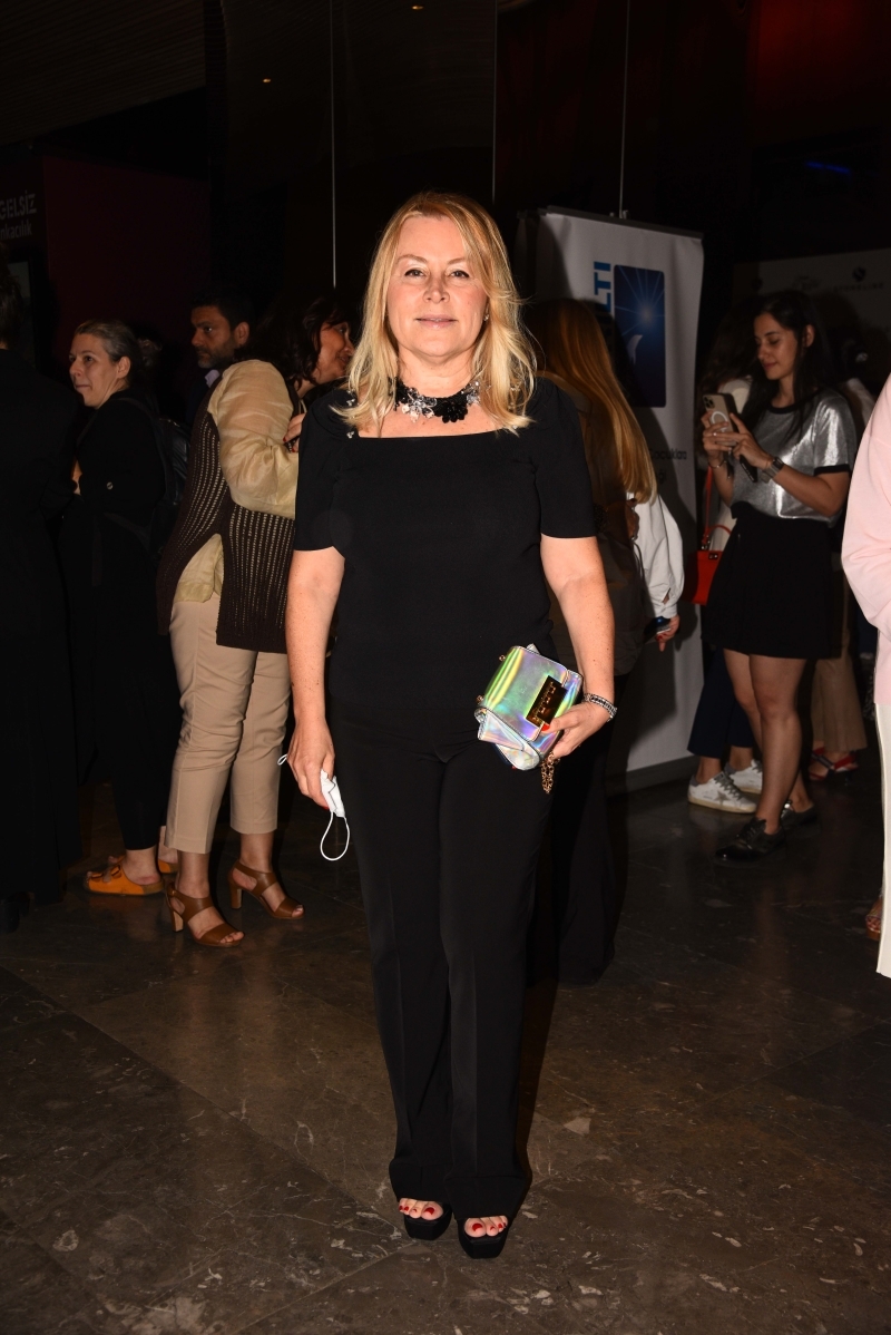 "Hababam Sınıfı Parıltı'yla El Ele" Tiyatro Oyunu Daveti