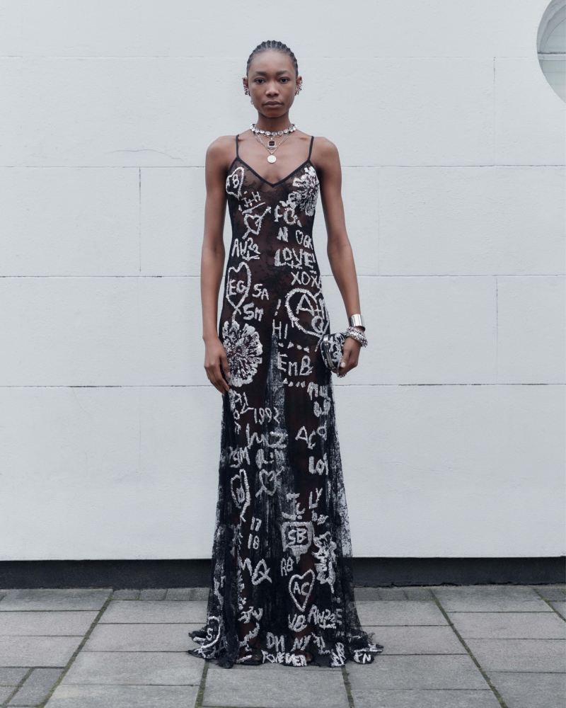 Alexander McQueen'in Sanatçı İş Birliği