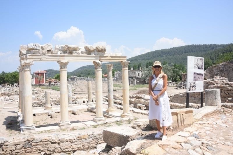 ALEM Art Weekend Antik Kent Stratonikeia Gezisi