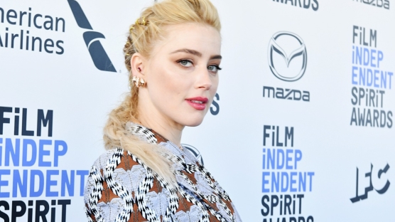 Amber Heard: “Johnny"i Hala Seviyorum”