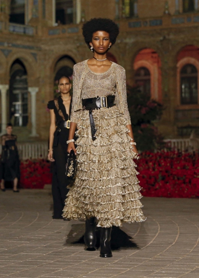 Dior Cruise 2023 Koleksiyonu ile İspanyol Rüzgarı
