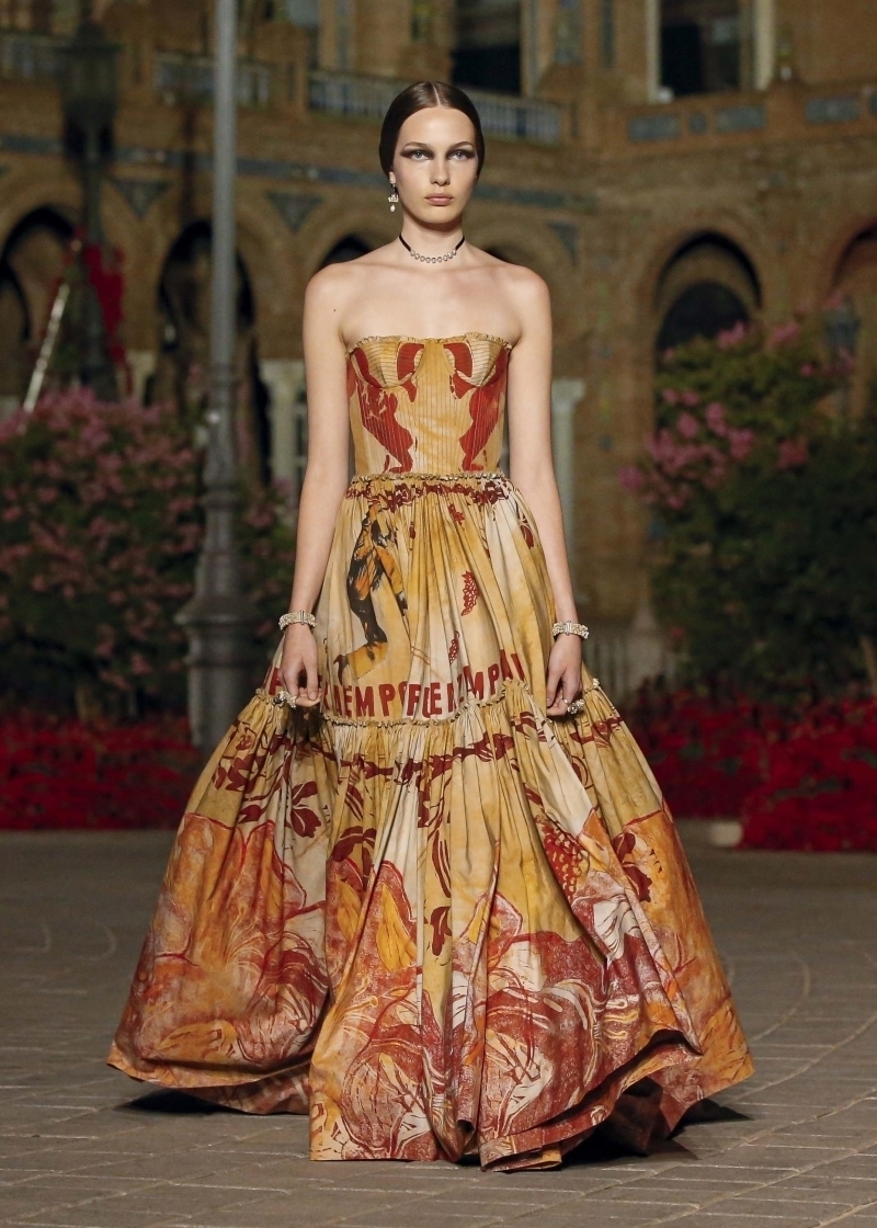 Dior Cruise 2023 Koleksiyonu ile İspanyol Rüzgarı