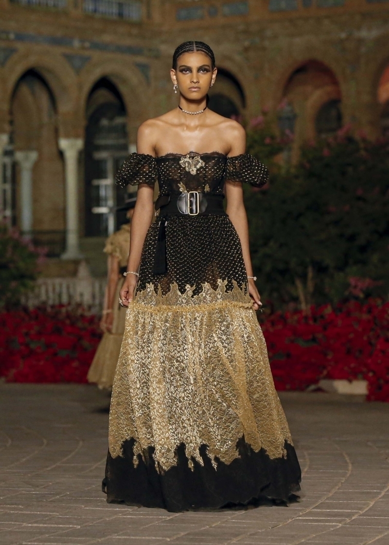 Dior Cruise 2023 Koleksiyonu ile İspanyol Rüzgarı