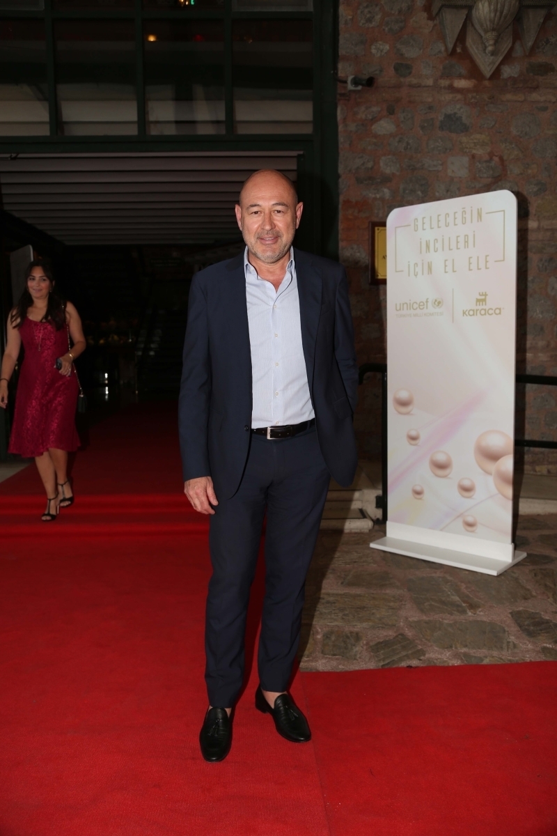 Karaca ve UNICEF'ten “Geleceğin İncileri İçin Elele” Daveti