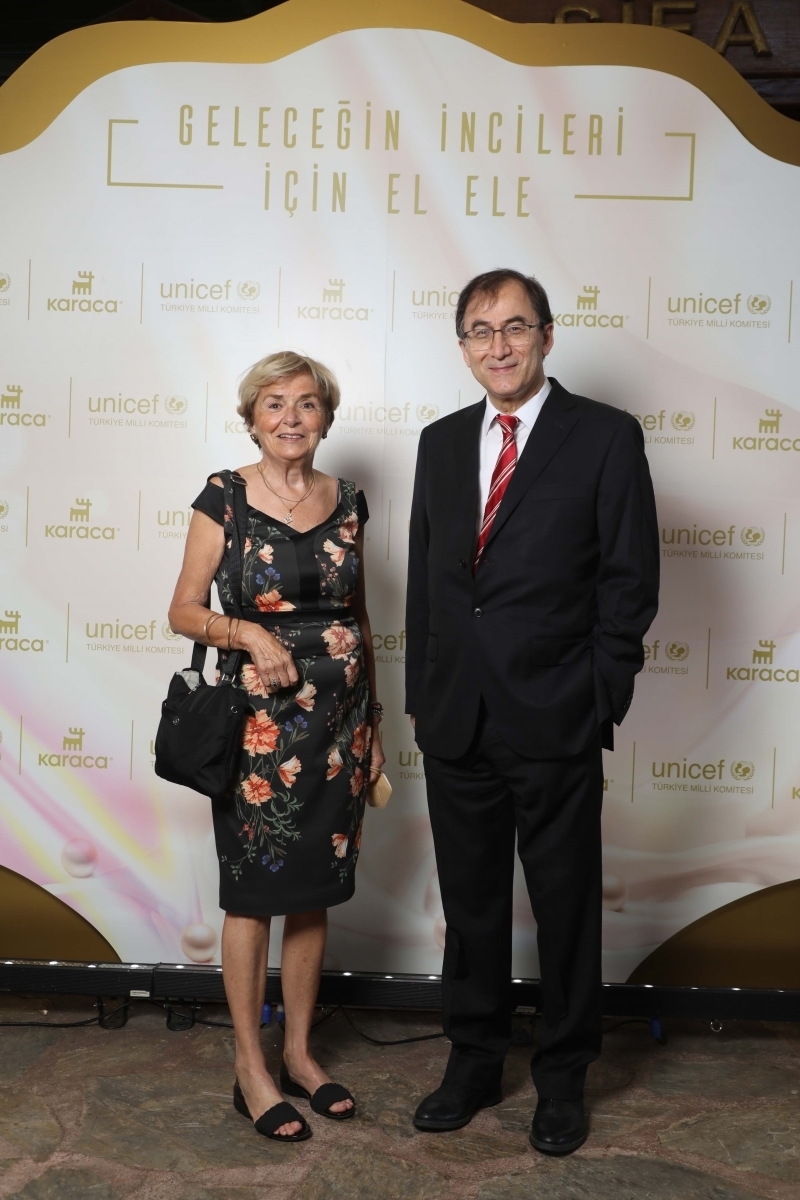 Karaca ve UNICEF'ten “Geleceğin İncileri İçin Elele” Daveti