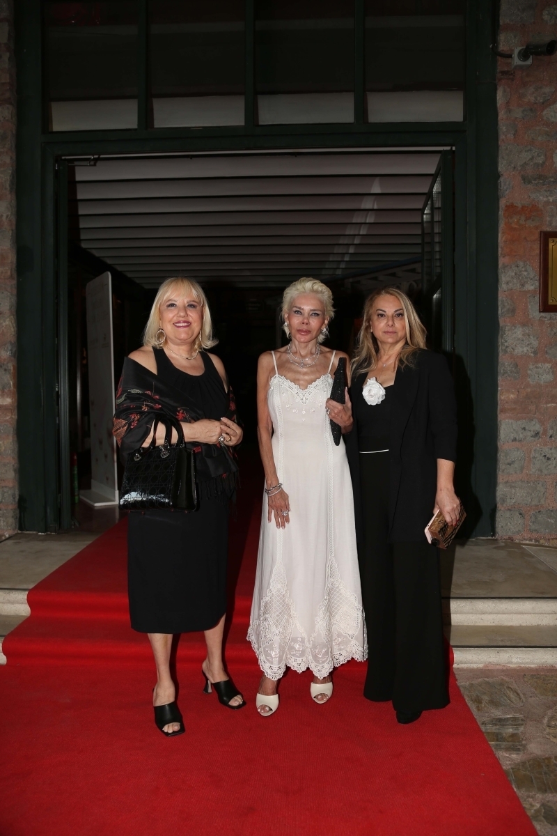 Karaca ve UNICEF'ten “Geleceğin İncileri İçin Elele” Daveti