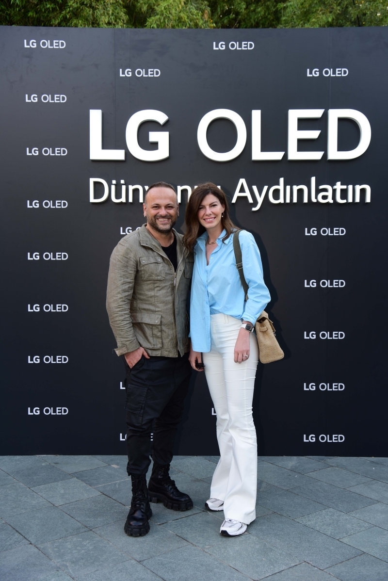 LG'nin 2022 OLED Serisi, Esma Sultan Daveti