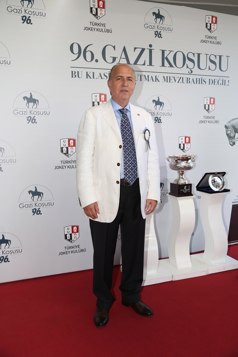 96. Gazi Koşusu Büyük Bir Baloyla Kutlandı