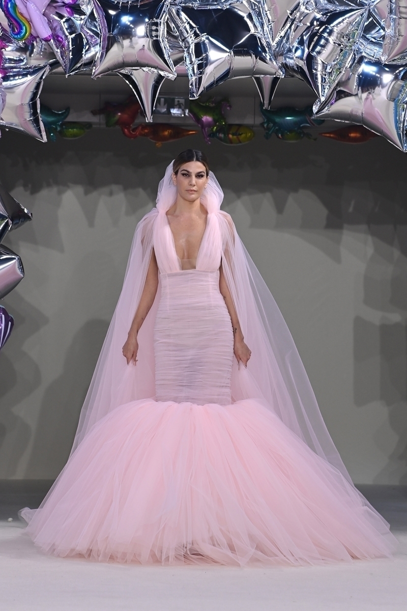 Paris Haute Couture Moda Haftasında Dikkat Çekenler