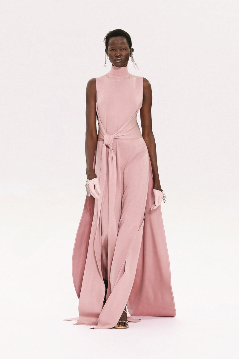 Paris Haute Couture Moda Haftasında Dikkat Çekenler