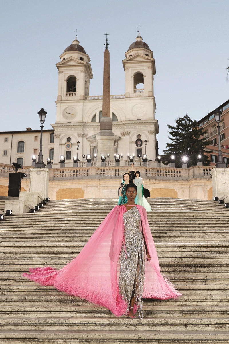 Paris Haute Couture Moda Haftasında Dikkat Çekenler