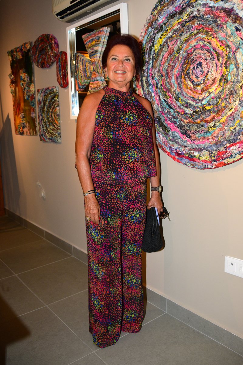 Ebru Uygun'un “Renklerin Gücü” Sergisi Daveti