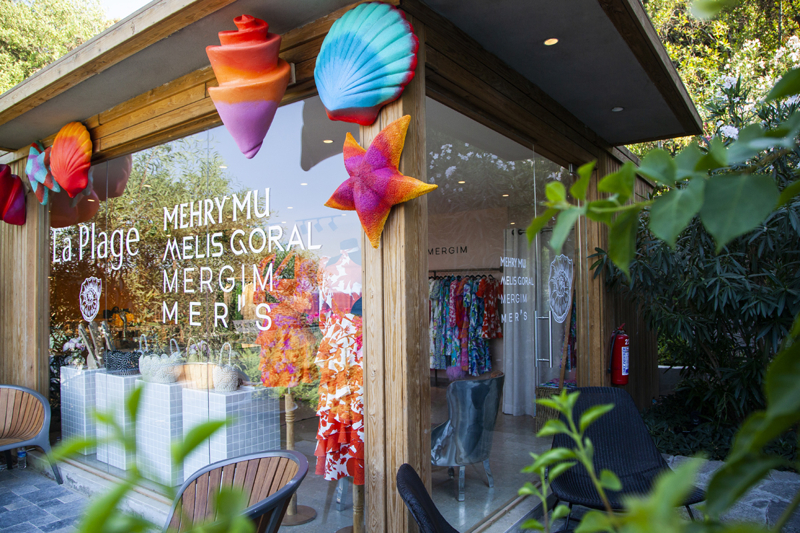 La Plage Açılış Daveti