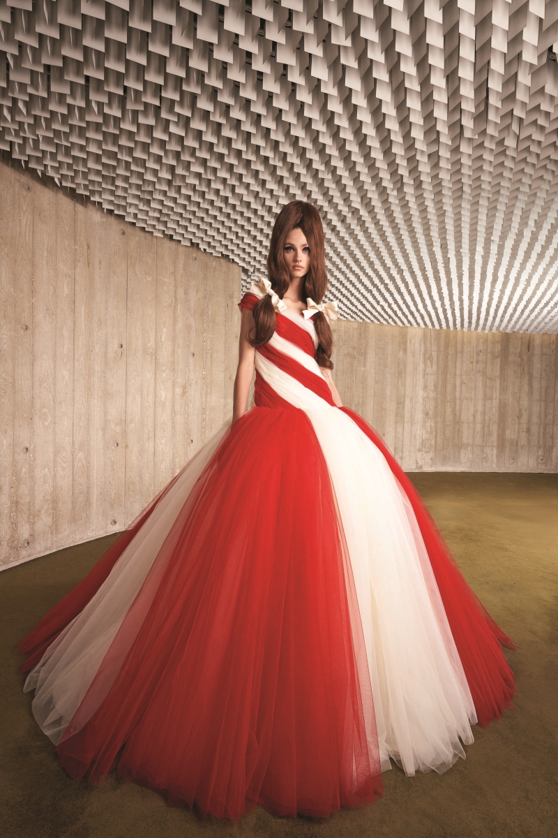 Paris Haute Couture Moda Haftası'ndan Öne Çıkan Görünümler