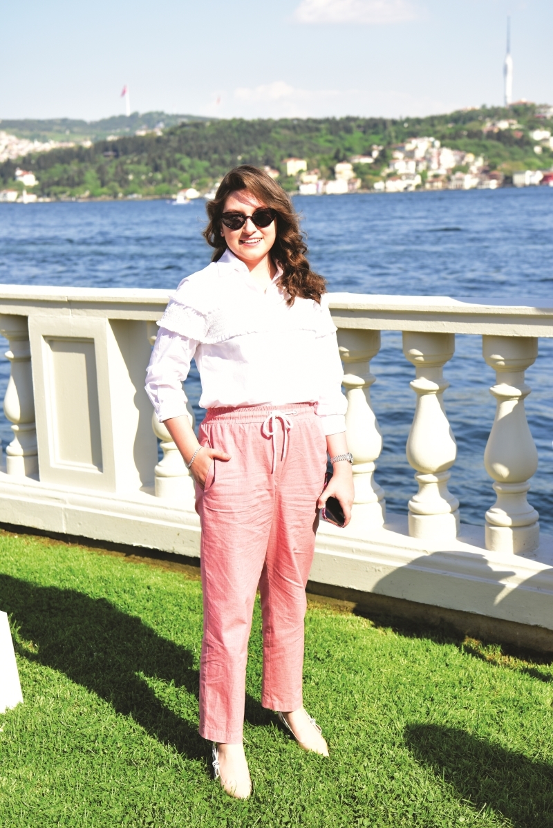 Nur Karaata Uğurlu'nun Çırağan Sarayı'nda Yeni Koleksiyon Daveti