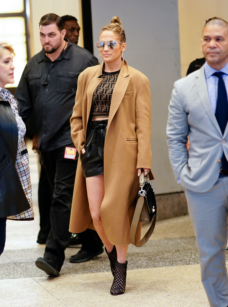 JENNIFER LOPEZİN FENDI STİLİ