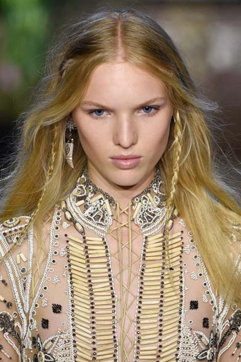 En Popüler Gelin Saç Modelleri