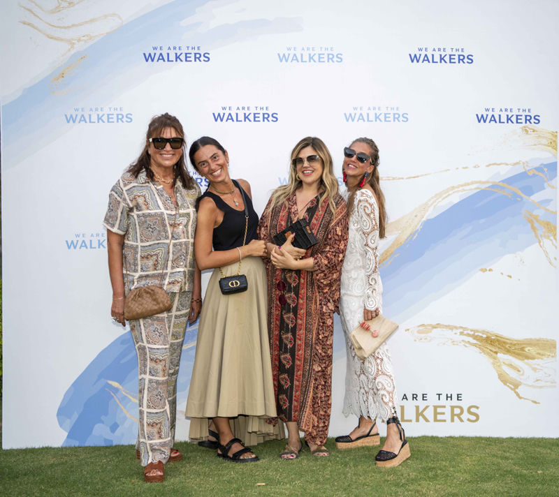 Ebru Döşekçi x We Are The Walkers Daveti