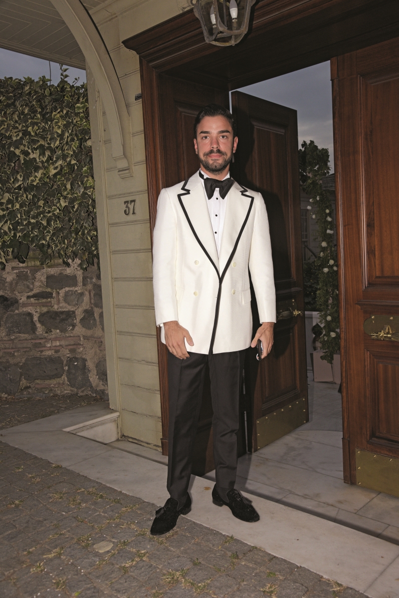 Pırıl Çetindoğan ve Gökhan Kokuludağ'ın Düğün Daveti