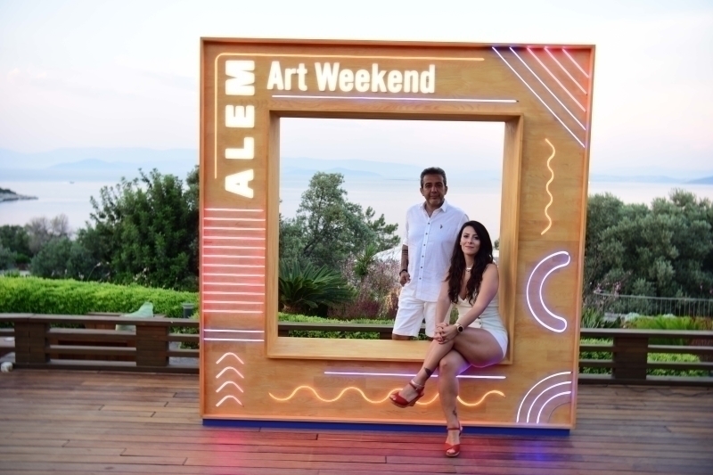 ALEM Art Weekend "Free Clouds" Sergisi Açılış Kokteyli