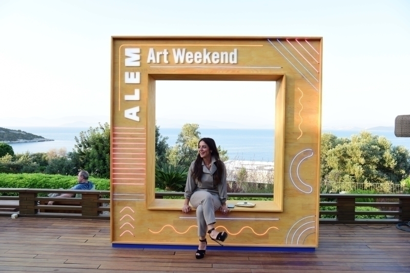 ALEM Art Weekend "Free Clouds" Sergisi Açılış Kokteyli