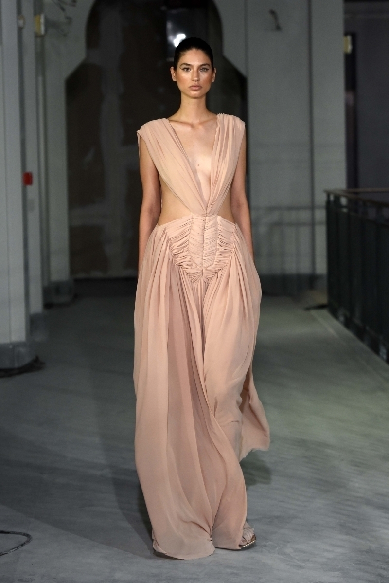 Yaz Düğününde Ne Giyilir? Yaz Düğün Kombinleri