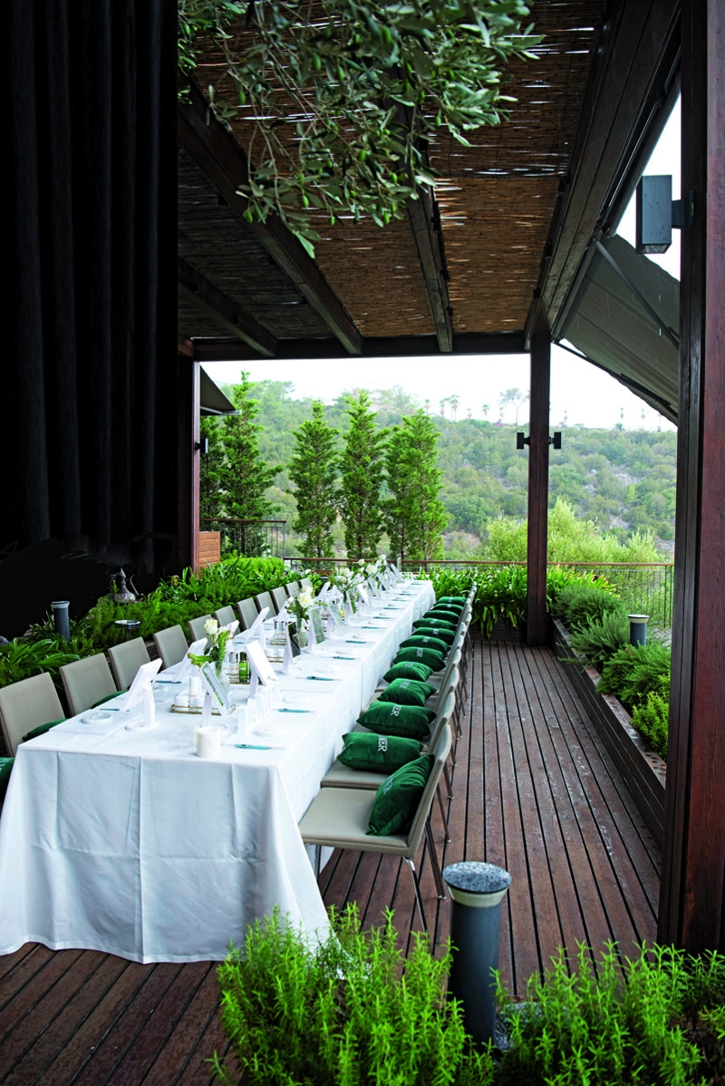 ALEM x La Mer x Bee Goddess Daveti