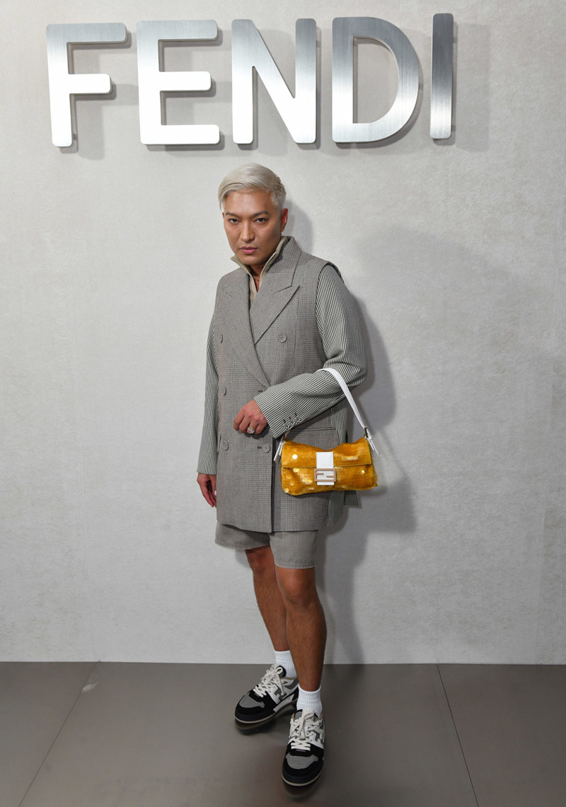 Fendi Baget 25'inci Yıl Özel Daveti