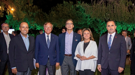 17&#39;inci İstanbul Bienali Daveti