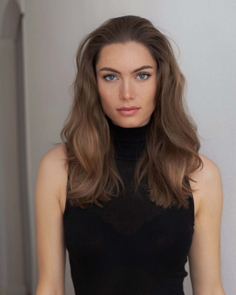 Parıltılı Göz Makyajı Önerileri 2022