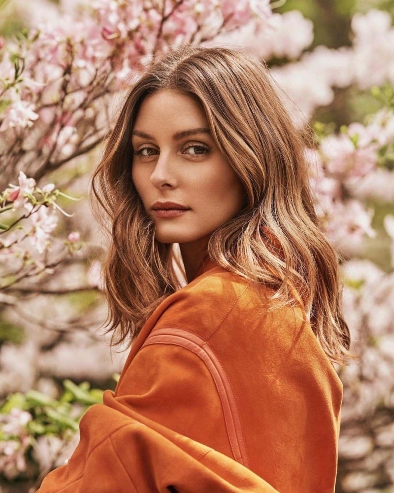 2022 En İyi Şeffaf Ten Makyajı Görünümleri