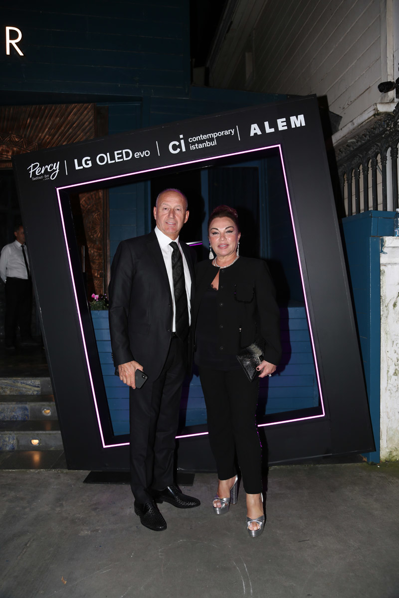 ALEM x LG Türkiye “What Collectors Collect” Sergi Daveti