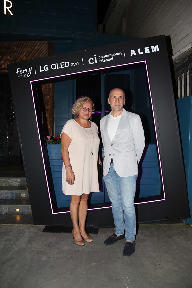 ALEM x LG Türkiye “What Collectors Collect” Sergi Daveti