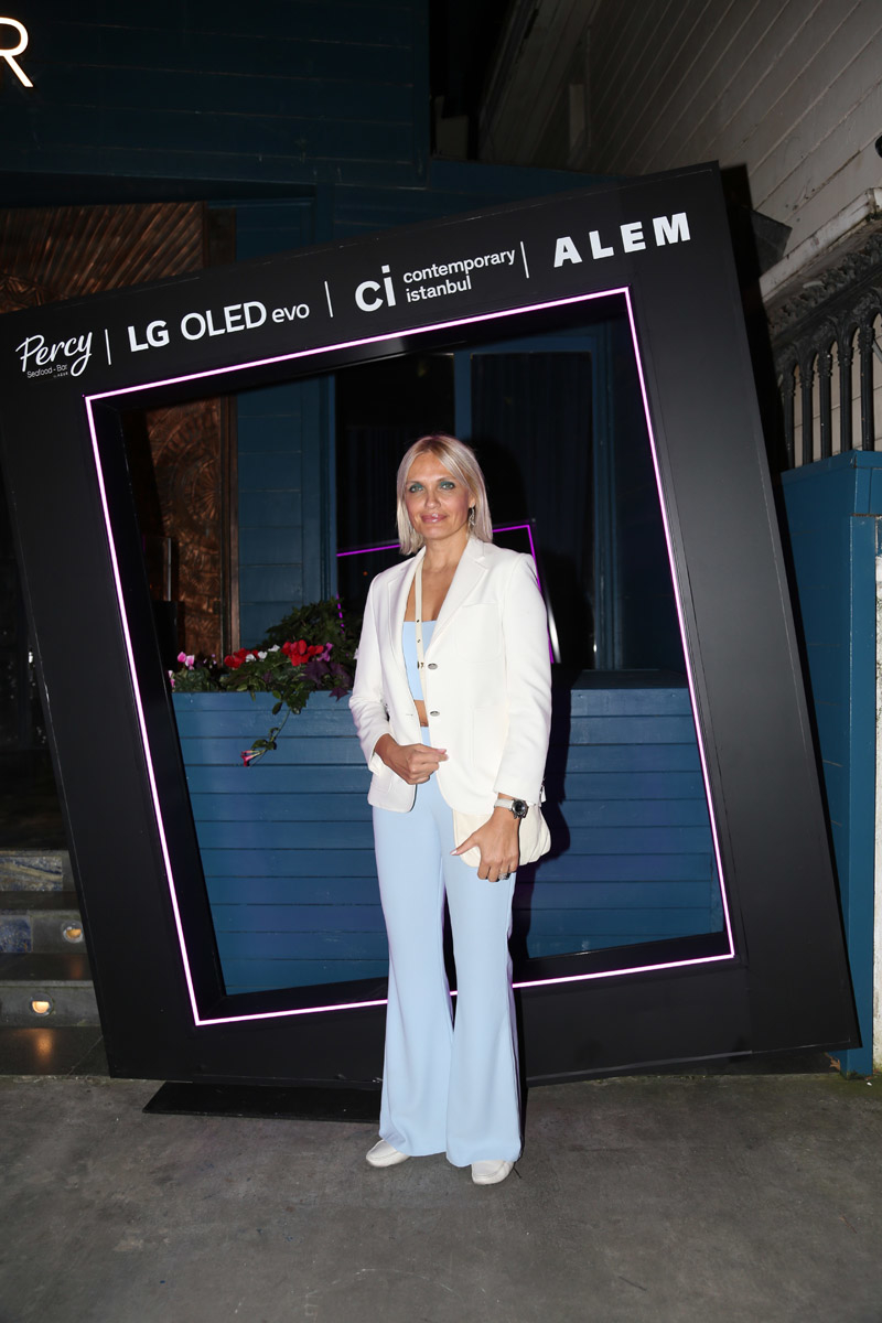 ALEM x LG Türkiye “What Collectors Collect” Sergi Daveti