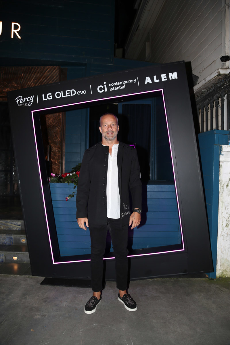 ALEM x LG Türkiye “What Collectors Collect” Sergi Daveti