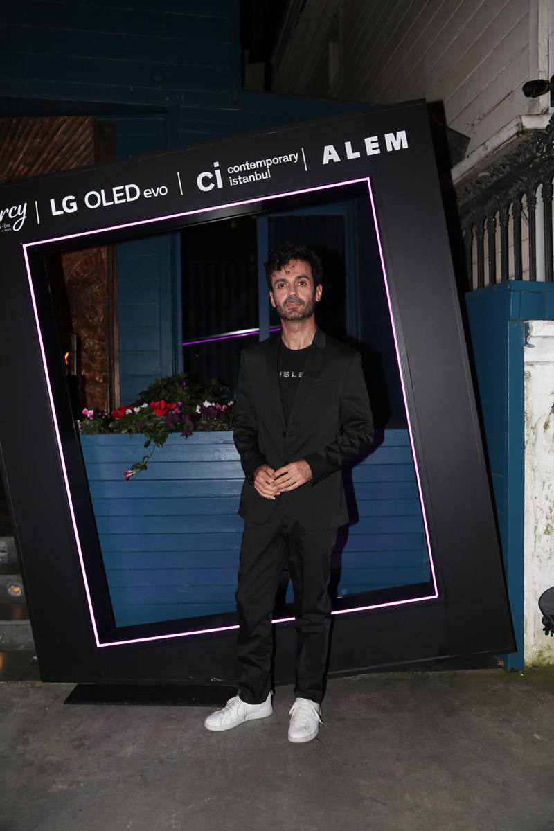ALEM x LG Türkiye “What Collectors Collect” Sergi Daveti