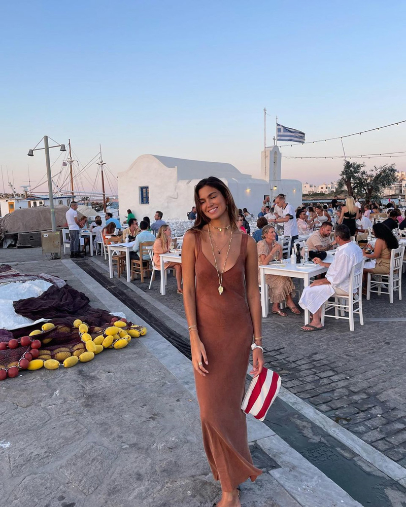 Sonbahar Mevsimi İçin En İyi 10 Midi Elbise