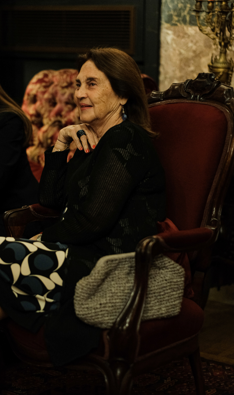 Yonca Ebüzziya x Maksu “İstanbul” Koleksiyonu Daveti