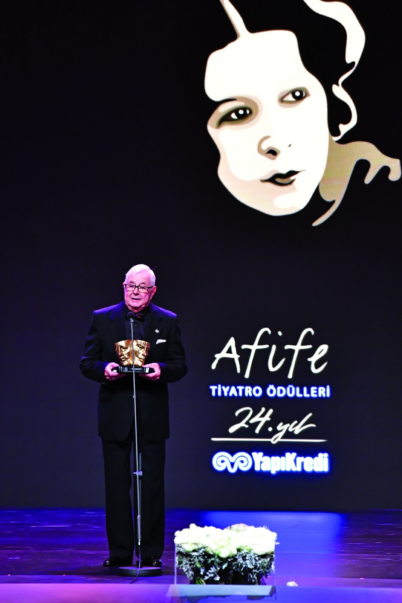 Yapı Kredi Afife Tiyatro Ödülleri Daveti