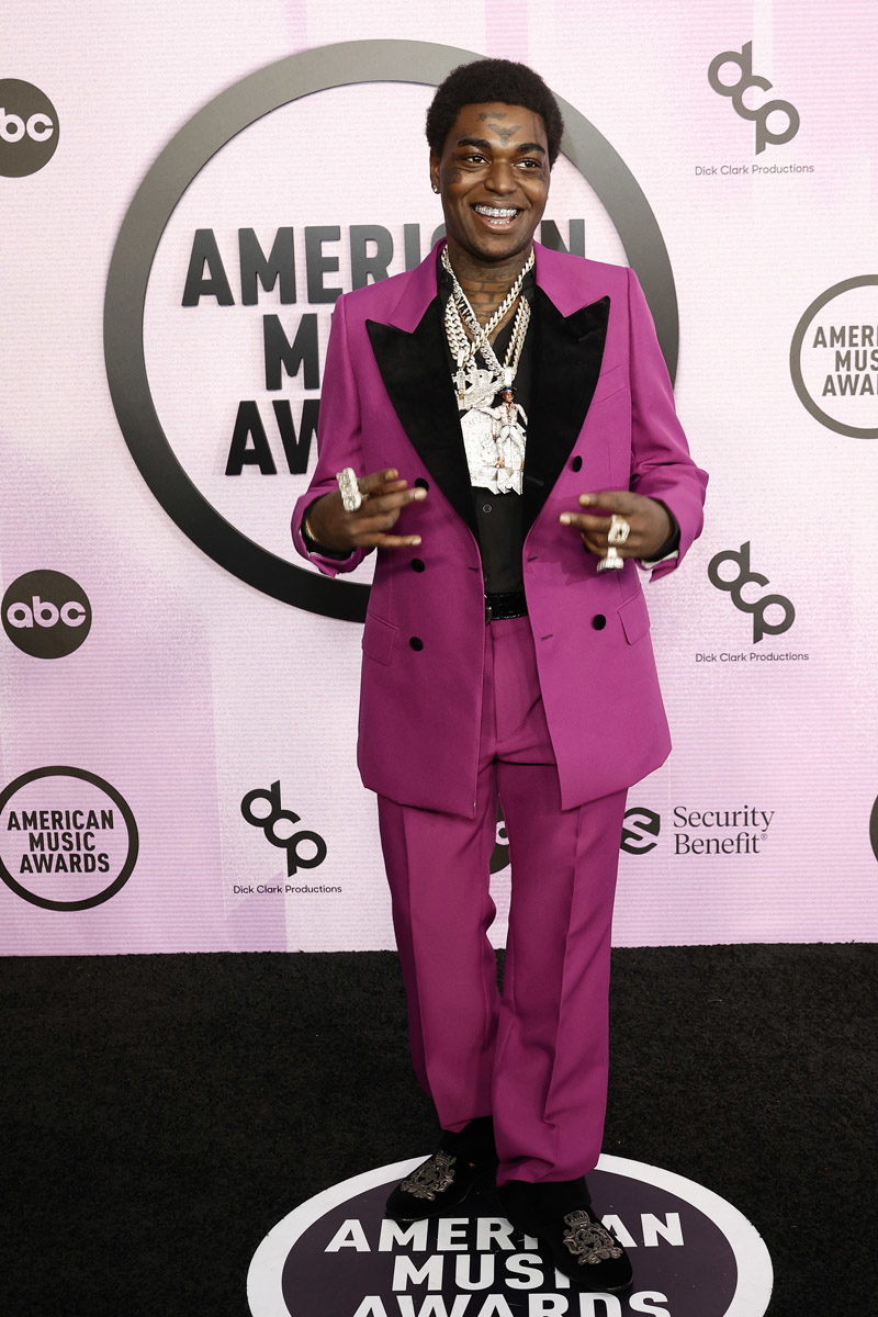 2022 Amerikan Müzik Ödülleri: Kazananlar ve Kırmızı Halı