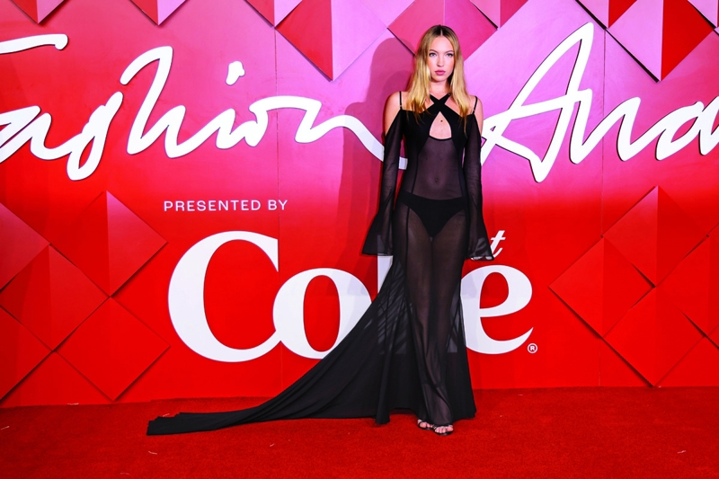 Fashion Awards En İyi Kırmızı Halı Stilleri