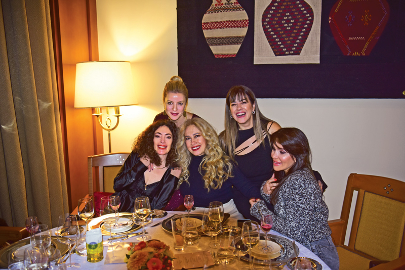 Lokanta by Divan Daveti