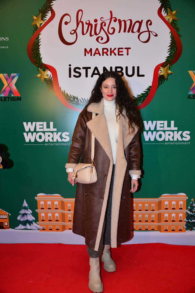Four Seasons Bosphorus'tan ‘Christmas Market' Daveti