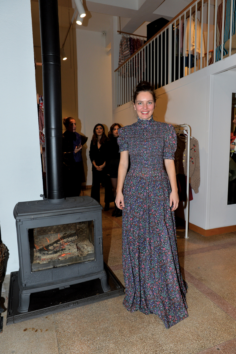 Faraway 2023 İlkbahar/Yaz Koleksiyon Daveti