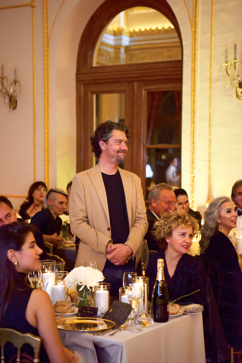 Fransız Sarayı'nda Kutlama