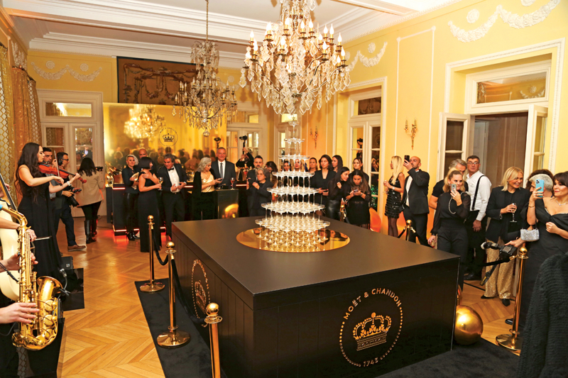 Fransız Sarayı'nda Kutlama