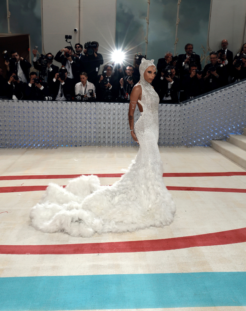 MET Gala 2023'ün En İyi Kırmızı Halı Görünümleri