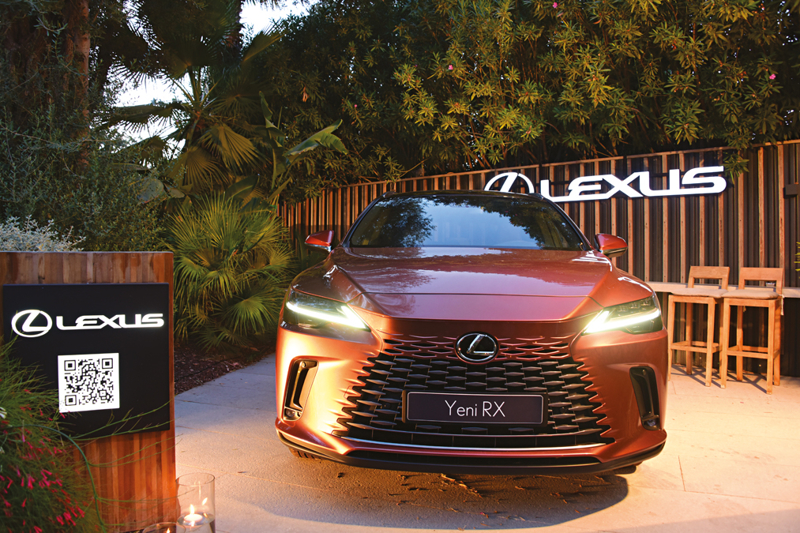 Lexus Daveti