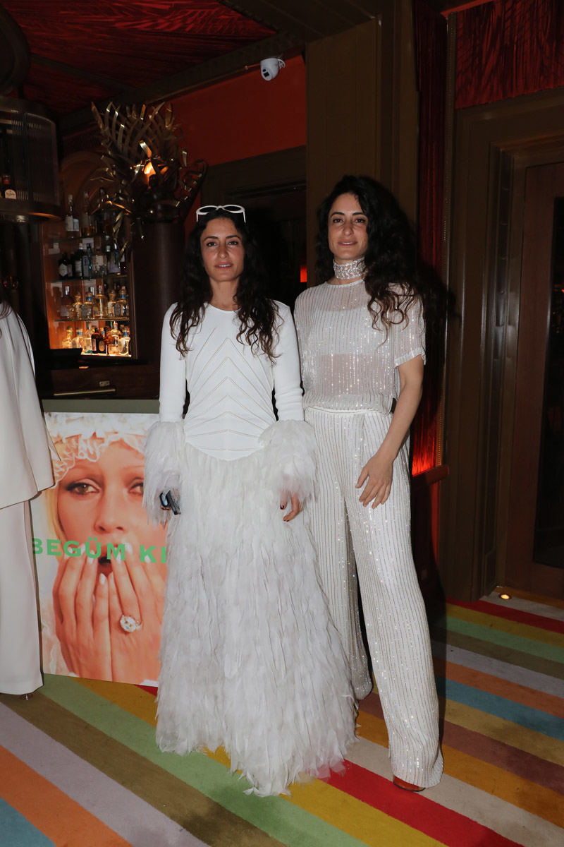 Begüm Khan x "Non-Bridal Bridal" Koleksiyon Daveti